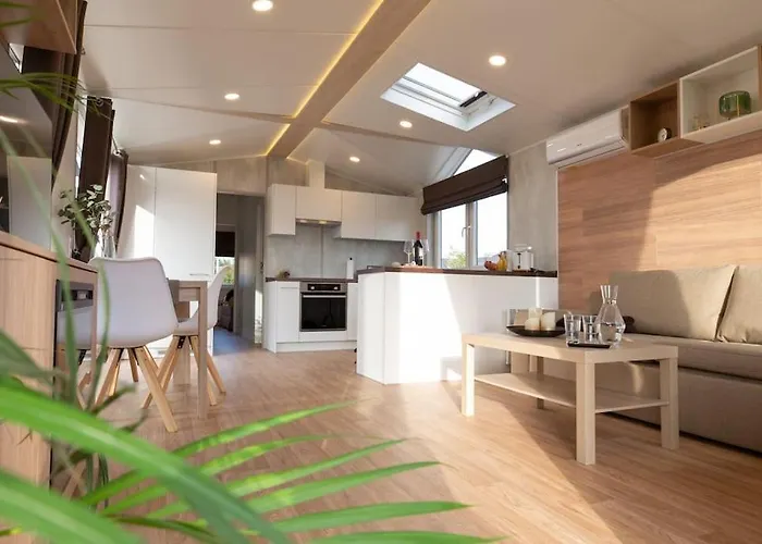 Gemuetliches, Voll Ausgestattes Tiny House