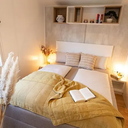 Gemuetliches, Voll Ausgestattes Tiny House Апартаменты *