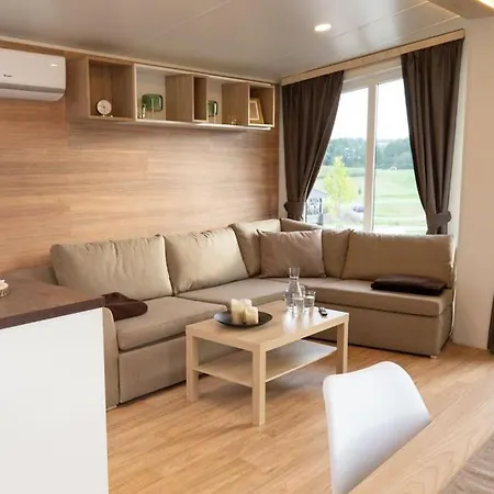 Gemuetliches, Voll Ausgestattes Tiny House *